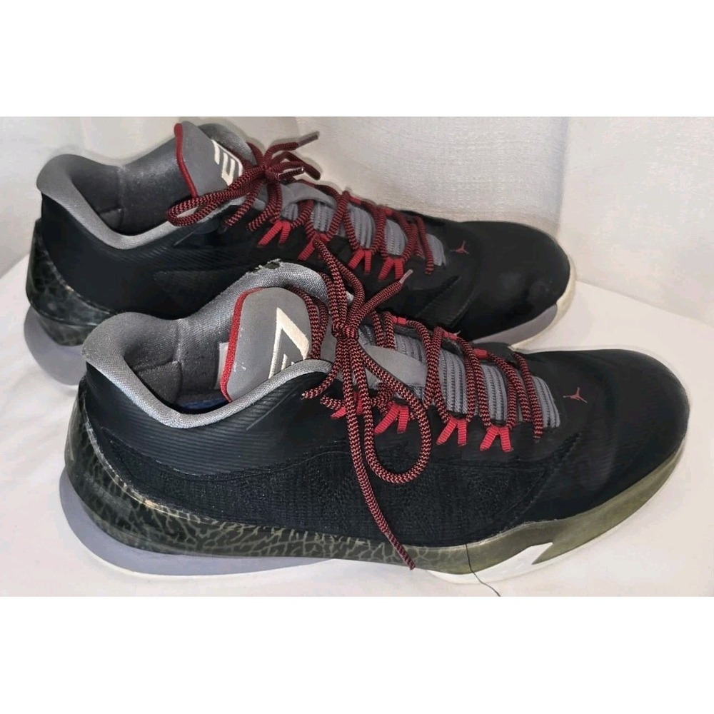 Air Jordan CP3 VIII Black with Red Accents Size US 9.5 EU 43 684855-001